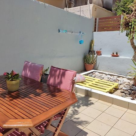 Pomegranate Apartment Heraklion Exteriör bild