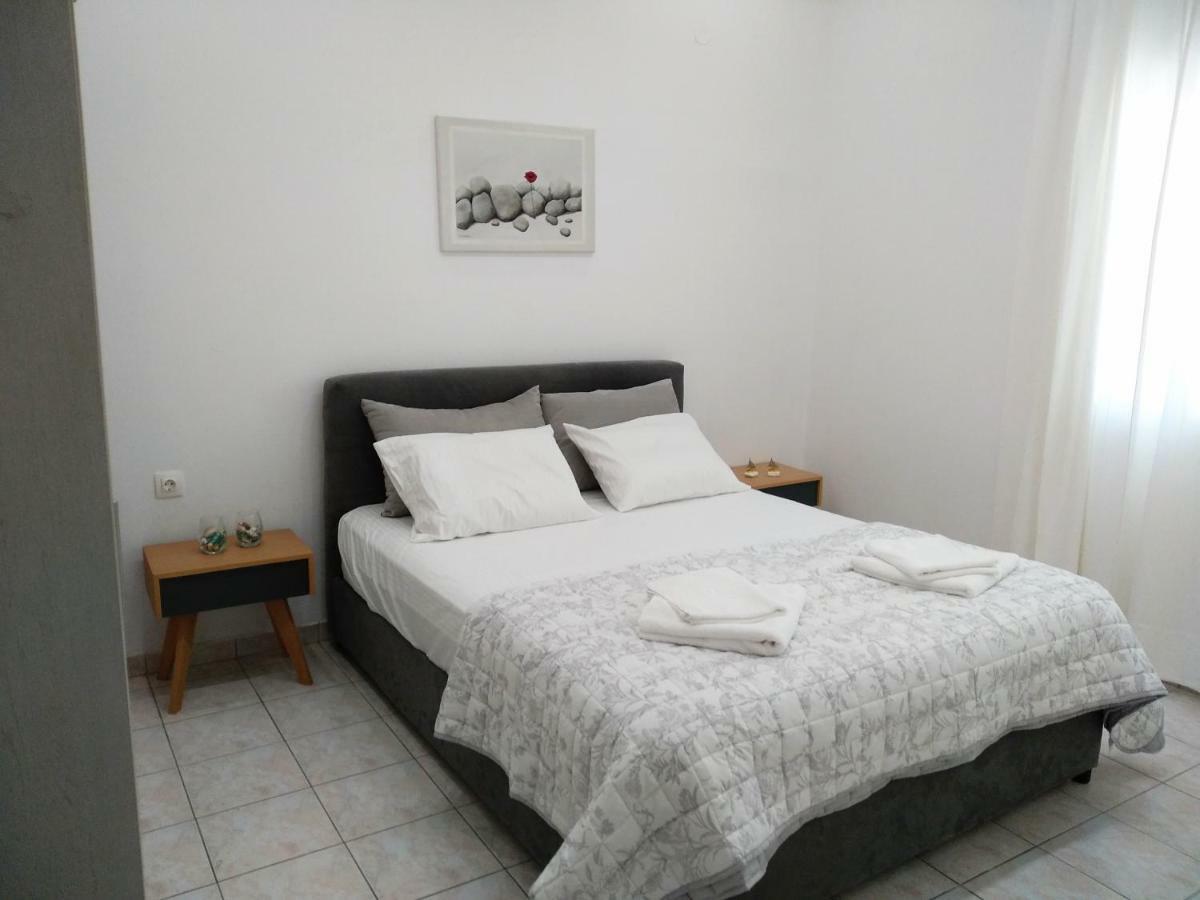 Pomegranate Apartment Heraklion Exteriör bild