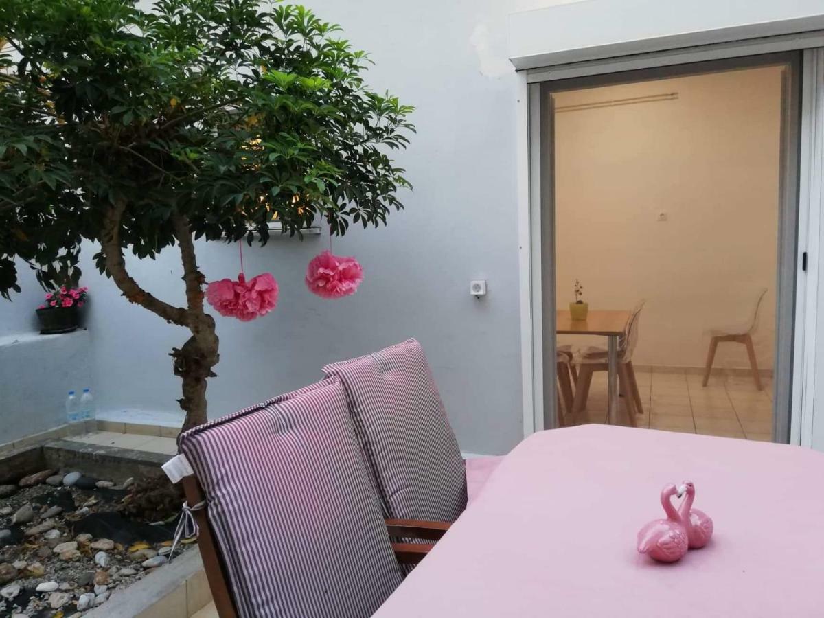 Pomegranate Apartment Heraklion Exteriör bild